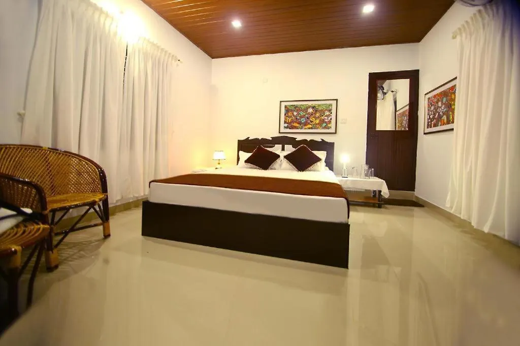 Munroe Island Lake Resort Mundrothuruth