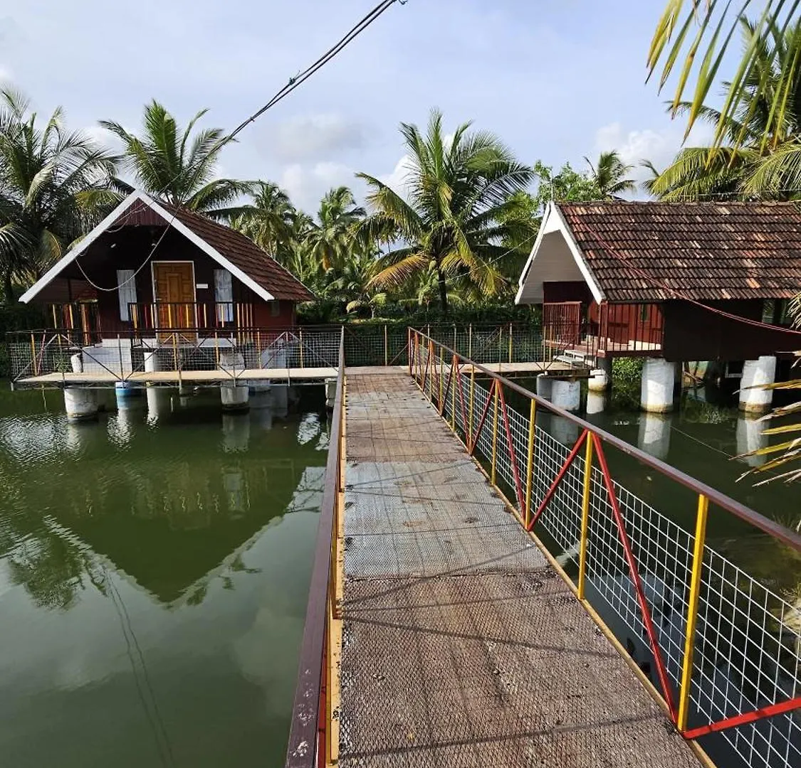 Munroe Island Lake Resort Mundrothuruth