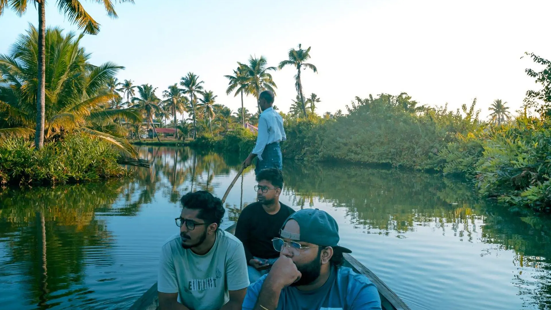 Munroe Island Lake Resort Mundrothuruth