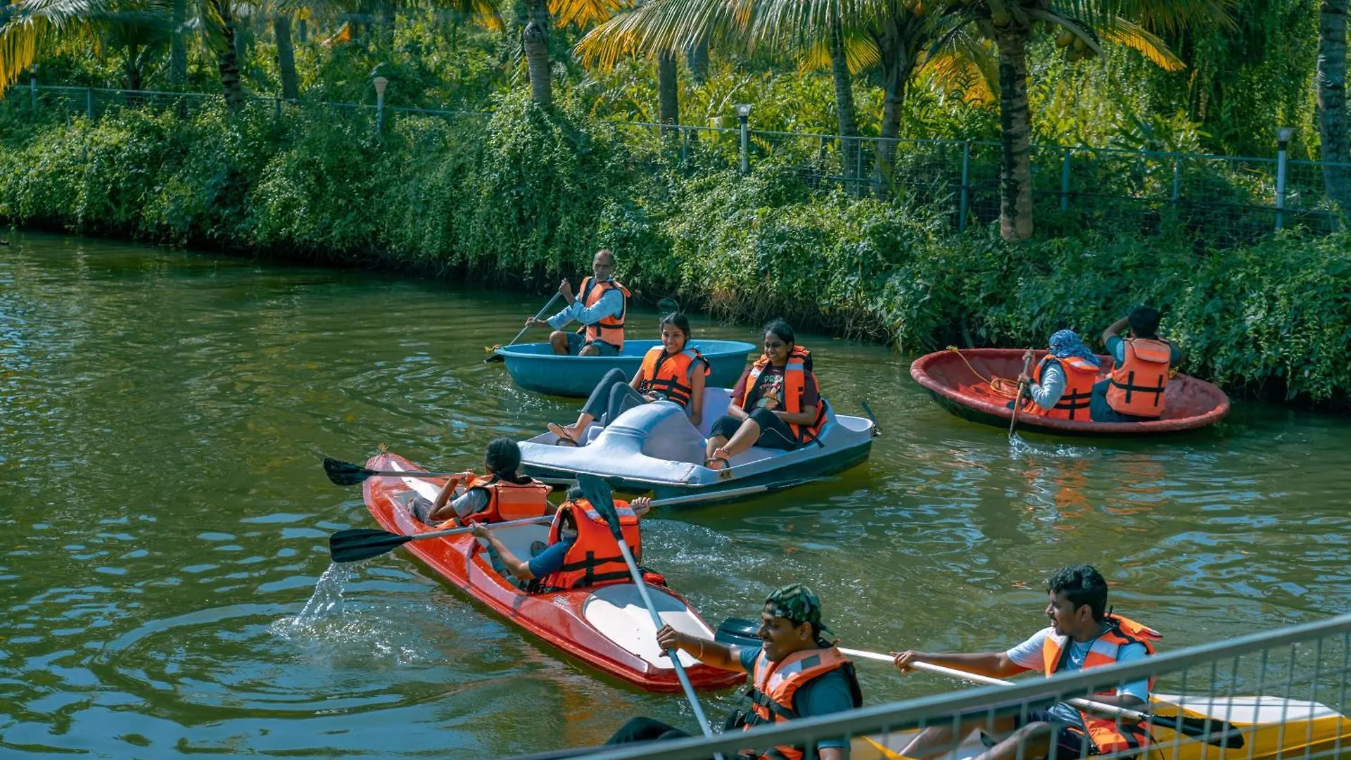 Munroe Island Lake Resort Mundrothuruth 0*,  India